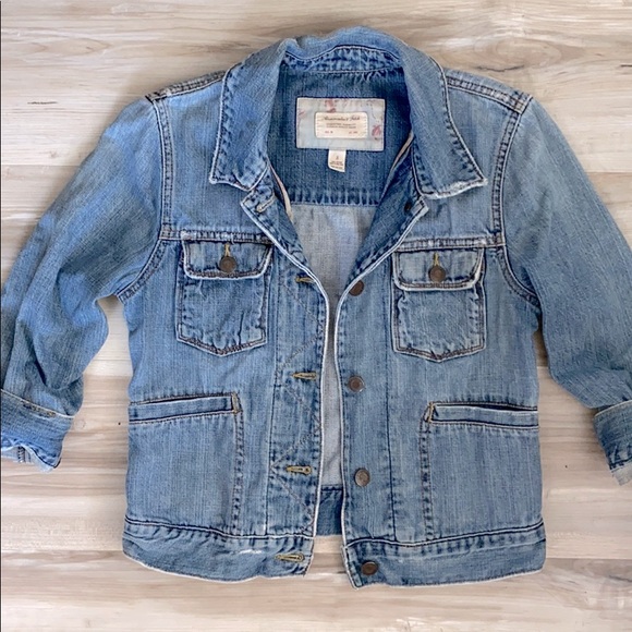 ❤️ Abercrombie & Fitch Vintage Distressed Denim Jacket - Picture 9 of 9